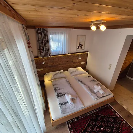 Snow Апартаменты *